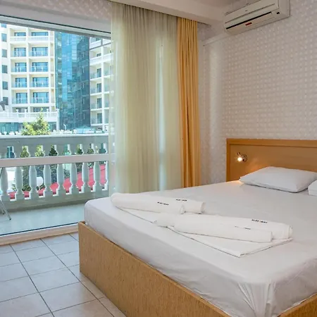 Private Studio At Central Sunny Beach With Balcony Apartment *